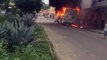 Ônibus é incendiado no ponto final de Nova Brasília, em Cariacica