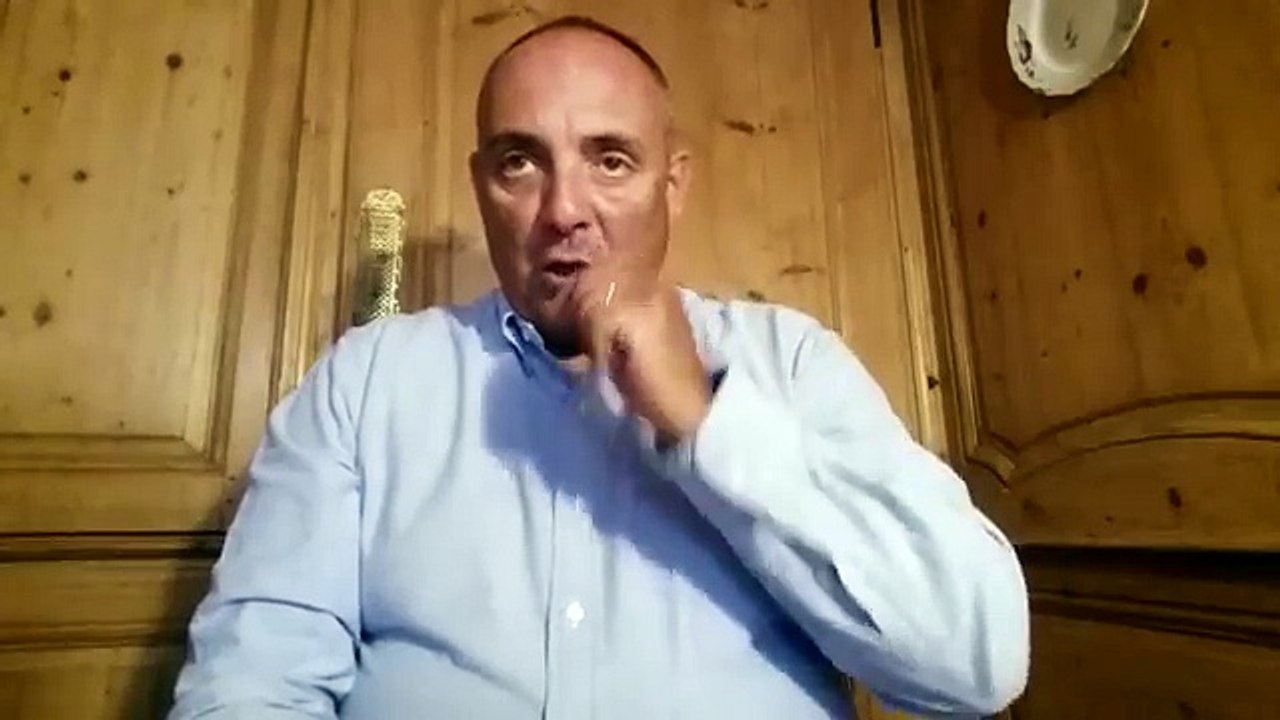 Olivier Delamarche économiste viré de BFM