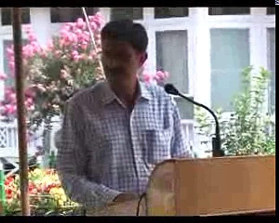Governor felicitates officers for ensuring successful Amarnath pilgrimage