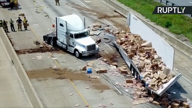 Say Cheese? Semi Spills Thousands of Pizzas on Little Rock Highway