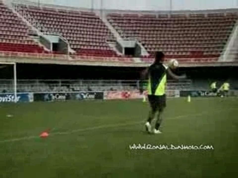 Tiempo_or_ronaldinho10.com