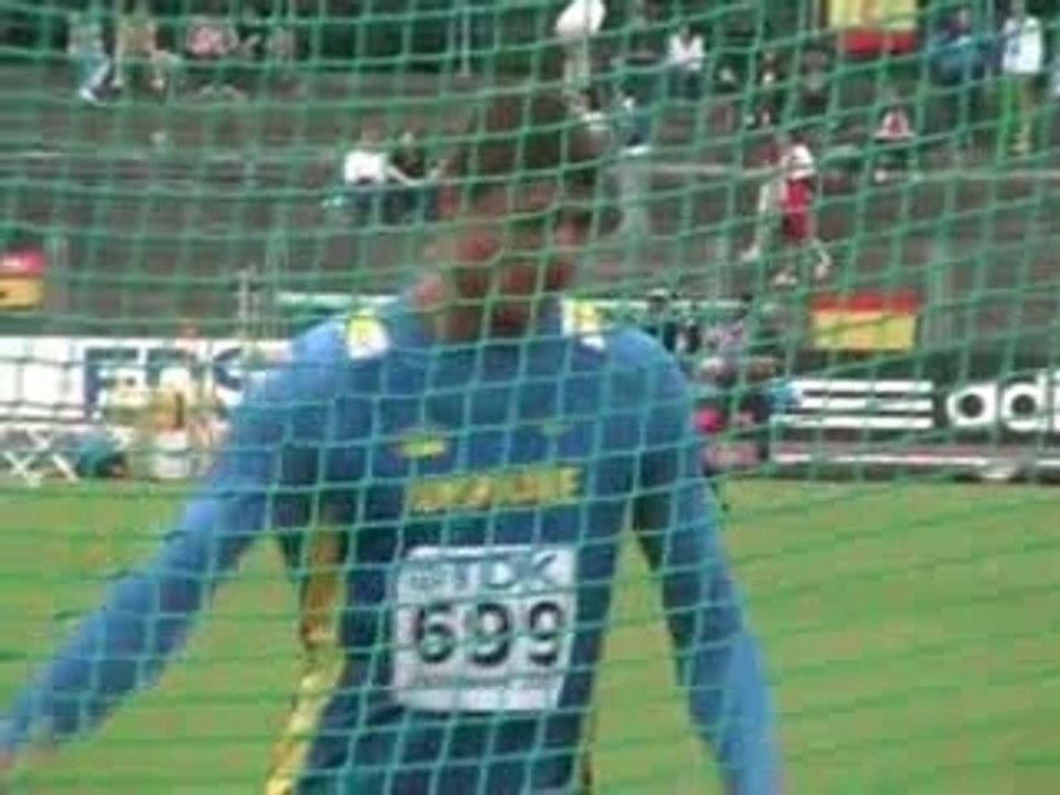 Athlé lancer disque mondiaux cadets Nesterenko 70m67