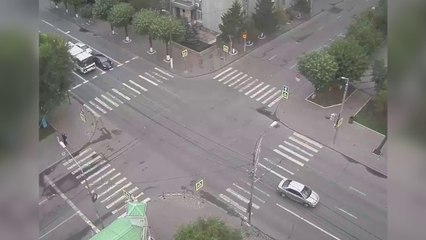 Se veía venir: semaforo en rojo en un cruce