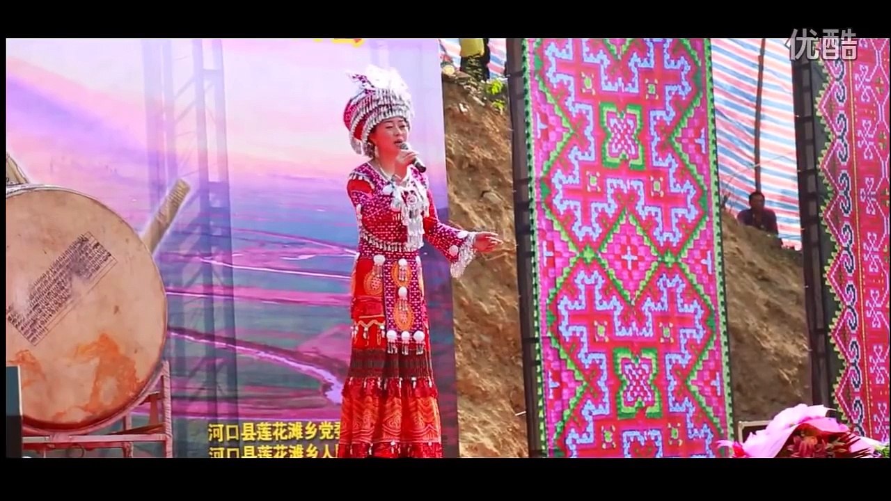 Laj Tsawb - Kuv Puas Nyob Hauv Koj Lub Siab