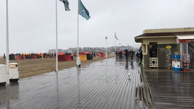 Les planches sous la pluie