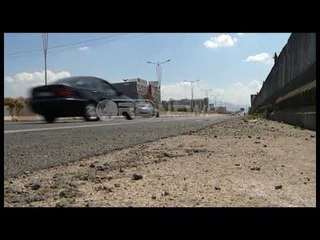 Ora News - Deputeti Aqif Rakipi aksidenton kalimtarin, PDIU përplaset me PD-në