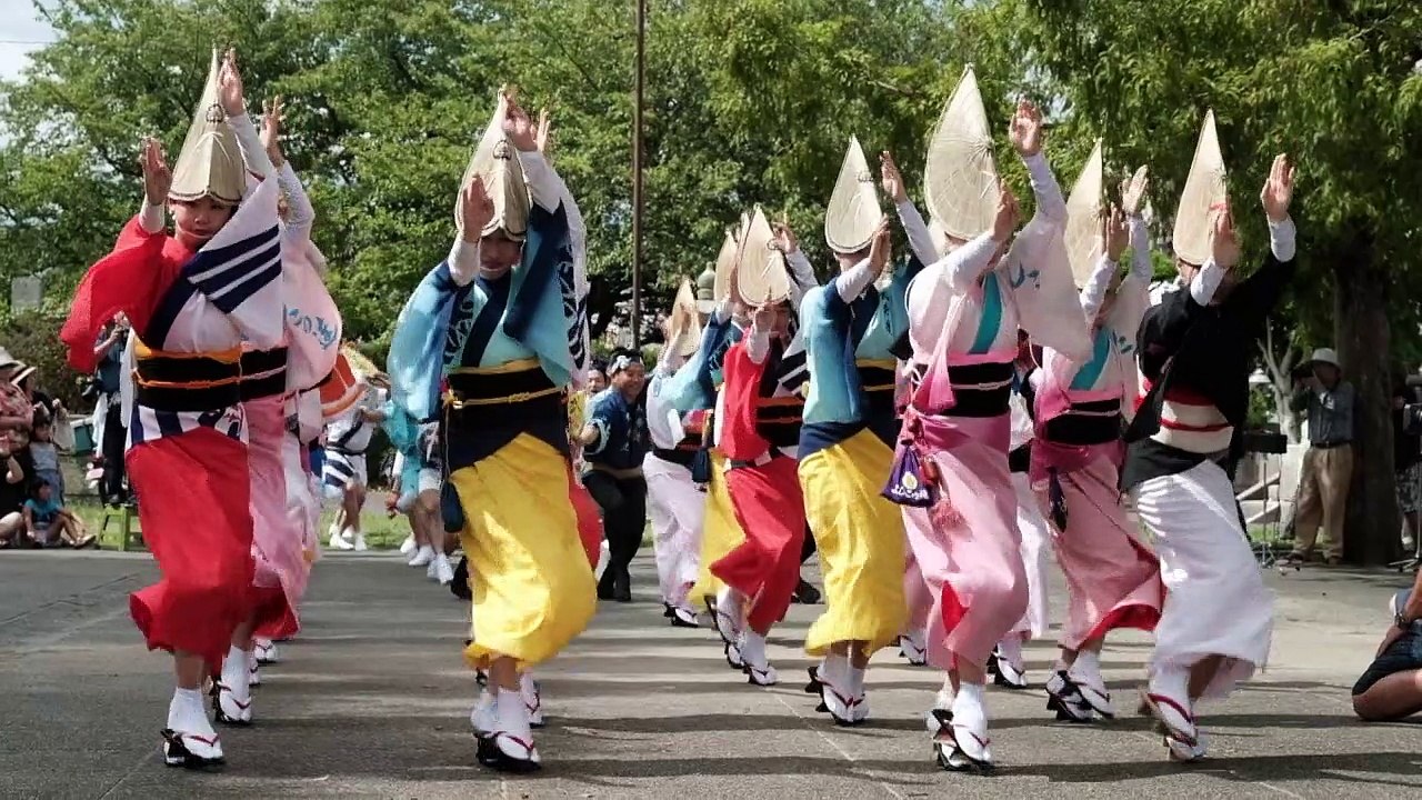Japon: un million de personnes au festival de danse "Awa"