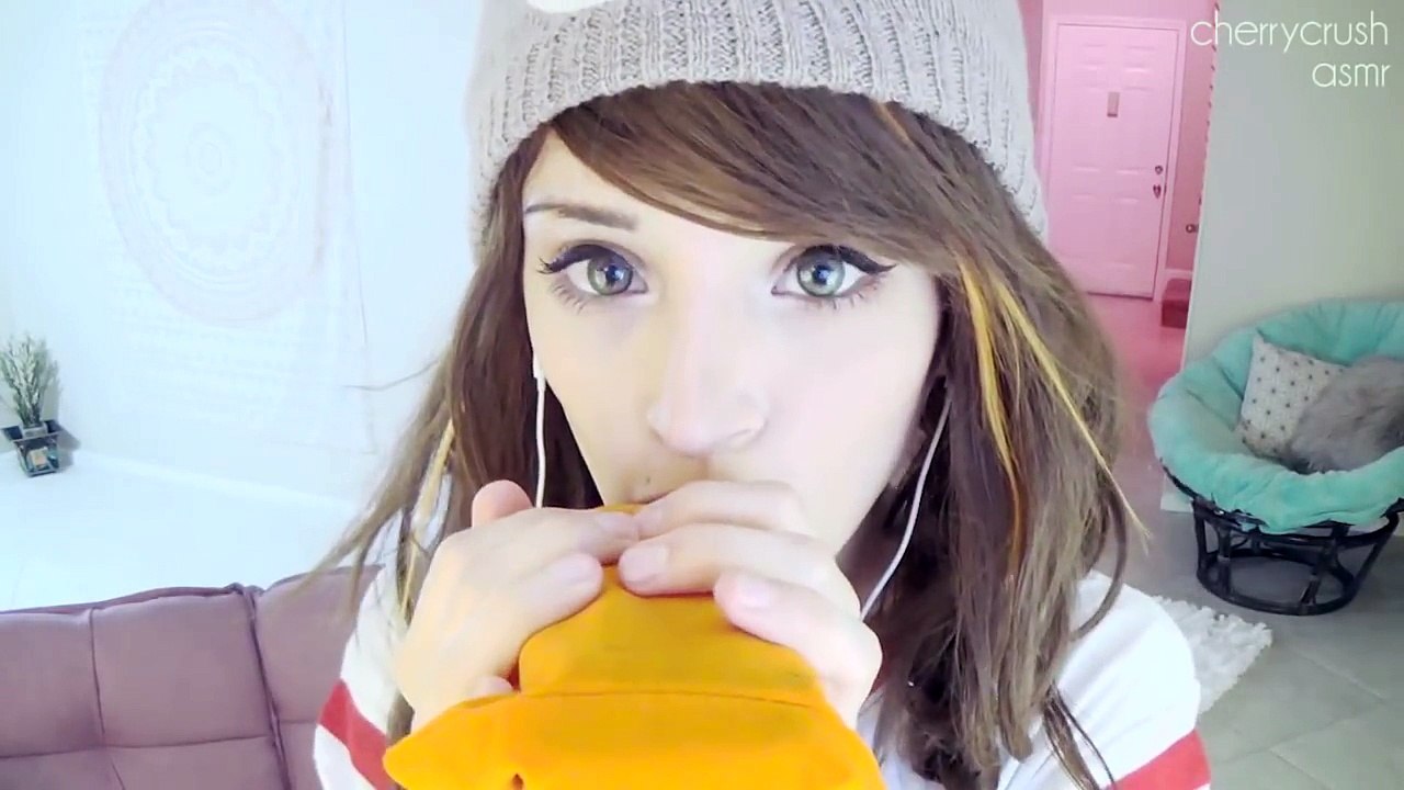 Asmr // ear eating // mouth sounds // cherrycrush video Dailymotion