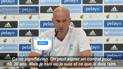 Football: Zidane, "content" de prolonger son contrat au Real