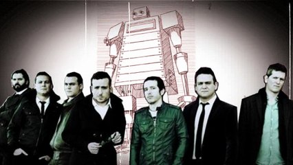 Atlasvisión 20 Akkuïki: Autòmats - Un vell robot (Columbània)