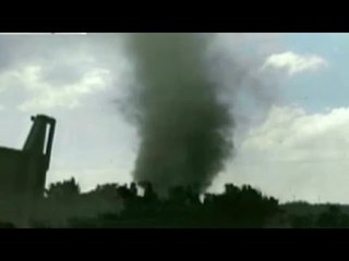 ¡ENTÉRATE! Tornado deja destrucción a su paso por Acatlán, Hidalgo