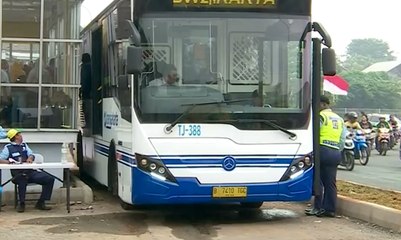 Transjakarta Koridor 13 Tendean-Ciledug Mulai Beroperasi