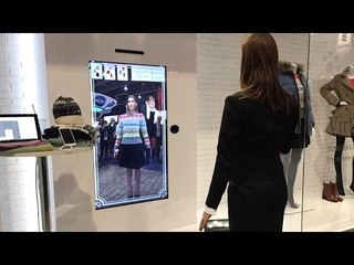 Los espejos inteligentes cautivan el gusto de las mujeres