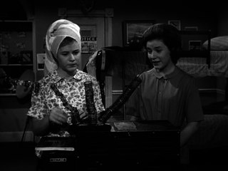 Patty Duke 228 Patty The Master Builder