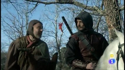 AGUILA ROJA Y SATUR BUSCAN PISTAS ESCENA 41