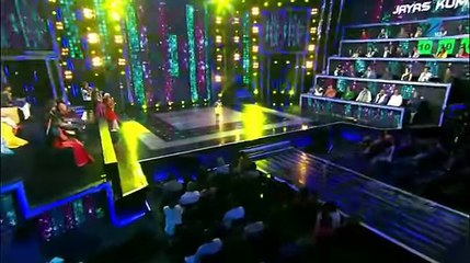 SRK!! MADE TO DANCE BY THE AMAZING KID -- BY HIS INCREDIBLE PERFORMANCE - YouTube