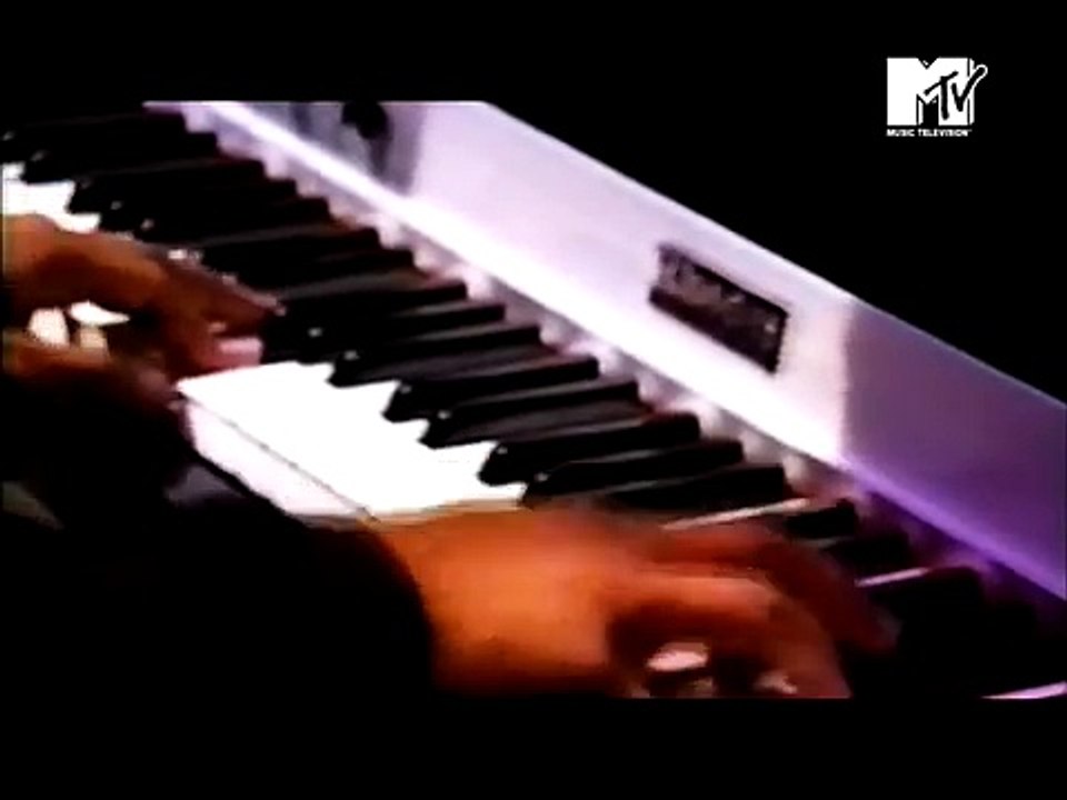 Alanis Morissette Thank U (Live Unplugged)