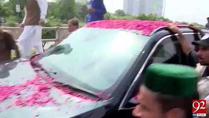 PTI Prepares pamphlets for Nawaz Sharif reply