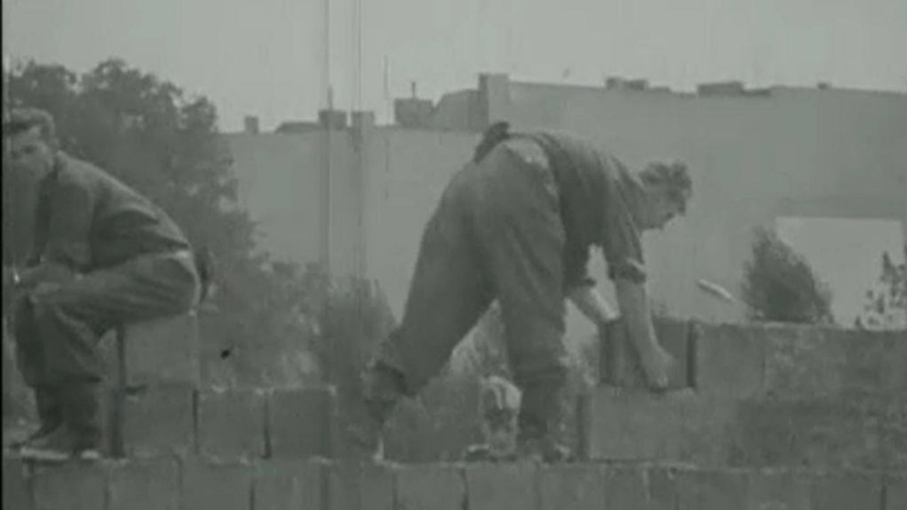 Jahrestag Berliner Mauerbau: Erinnerung an Opfer