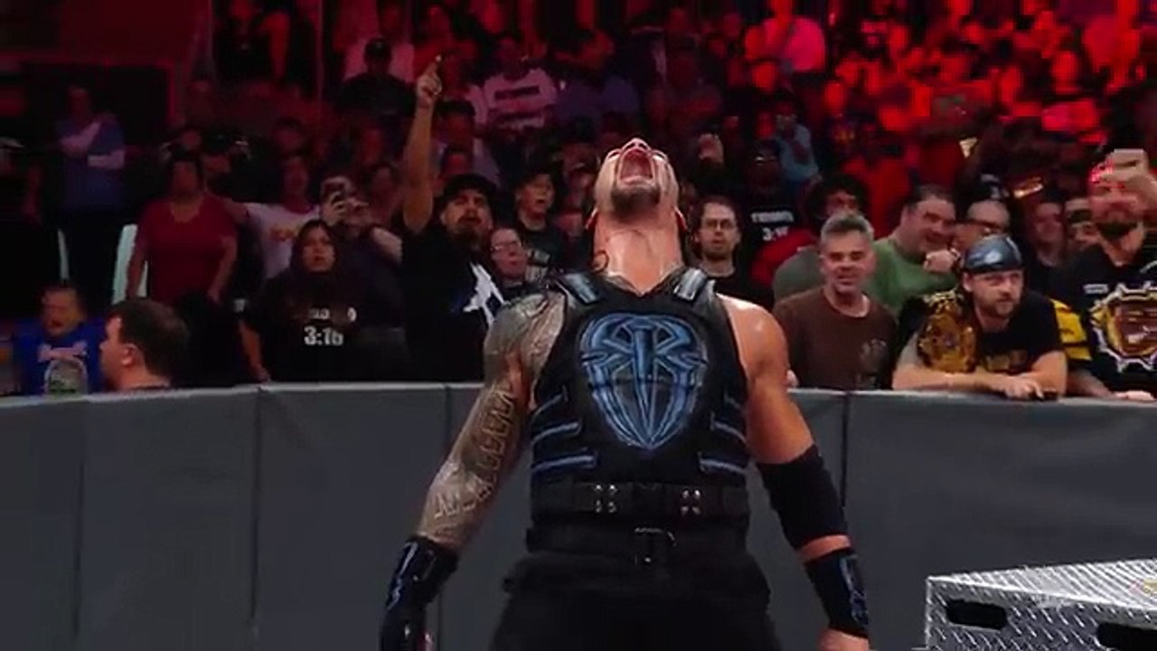 see-braun-strowman-blast-roman-reigns-with-a-chair-from-five-different-angles