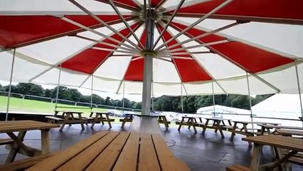 Un gagnant de l’Euro Millions accueille dans son domaine un festival de rock qui a été annulé