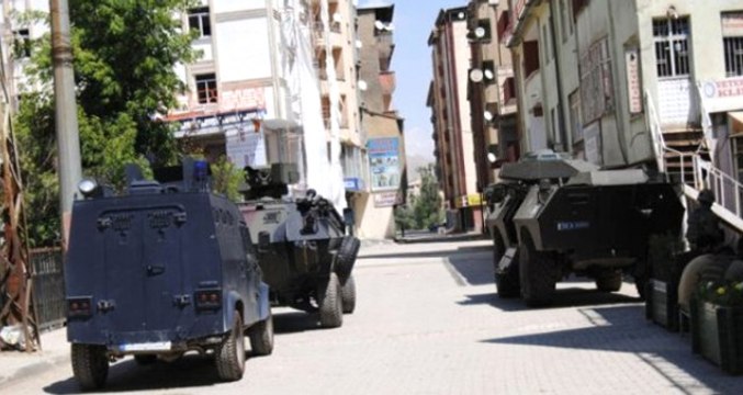 Hakkari'nin Şemdinli İlçesinde 5 Gün Süreyle Sokağa Çıkma Yasağı İlan Edildi