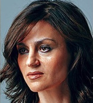 BLACK & WHITE MYRON __ '''10η ΕΝΤΟΛΗ''' S01-E.20 '''CHERCHEZ LA FEMME''' Καρυοφυλλιά Καραμπέτη (Νίκη) , Ακύλας Καραζήσης (Θέμης) , Δημήτρης Γιαννόπουλος (Παύλος) , Χρήστος Τριπόδης (Χρήστος)