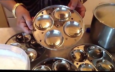 Madrasi Idli -Preparation in Hindi