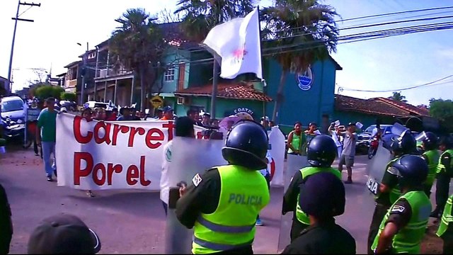 Protests in Bolivia against renewed plans for Tipnis rainforest highway