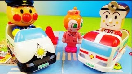 アンパンマン はたらくくるま ドキンちゃんがしょくぱんまんにチョコレートを作るよ⭐救急車 ダンプカー 消防車 トミカのバスに乗ってアンパンマンたちも食べにきた♪