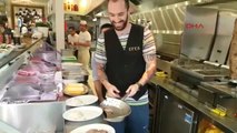 Dünya Şampiyonu Ramil Döner Kesip, Kebap Pişirdi