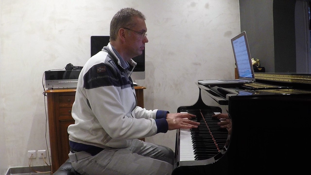 Whitney houston I will always love you piano bar