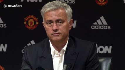 Mourinho: :"Being top today means nothing"
