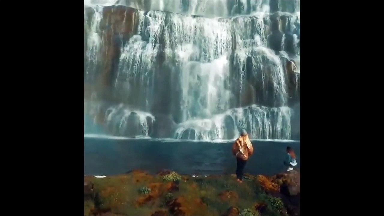 Voici les chutes Dynjandi en Islande... Magnifique