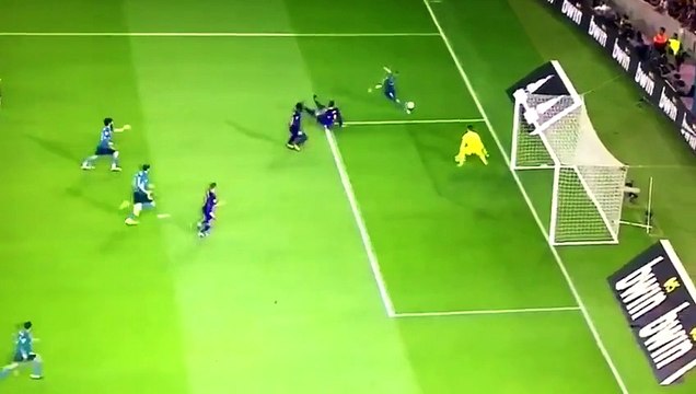 Karim Benzema détruit avec ce dribble Gerard Pique !