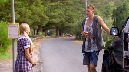 SAVING RAFFY (Raffy is kidnapped by an ex-Summer Bay High School student and Robbo rushes to her.)