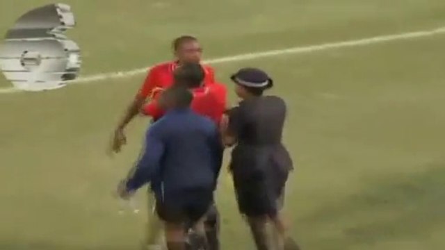 Mega Schlägereien beim Fussball!!! IST JEMAND GESTORBEN!!!