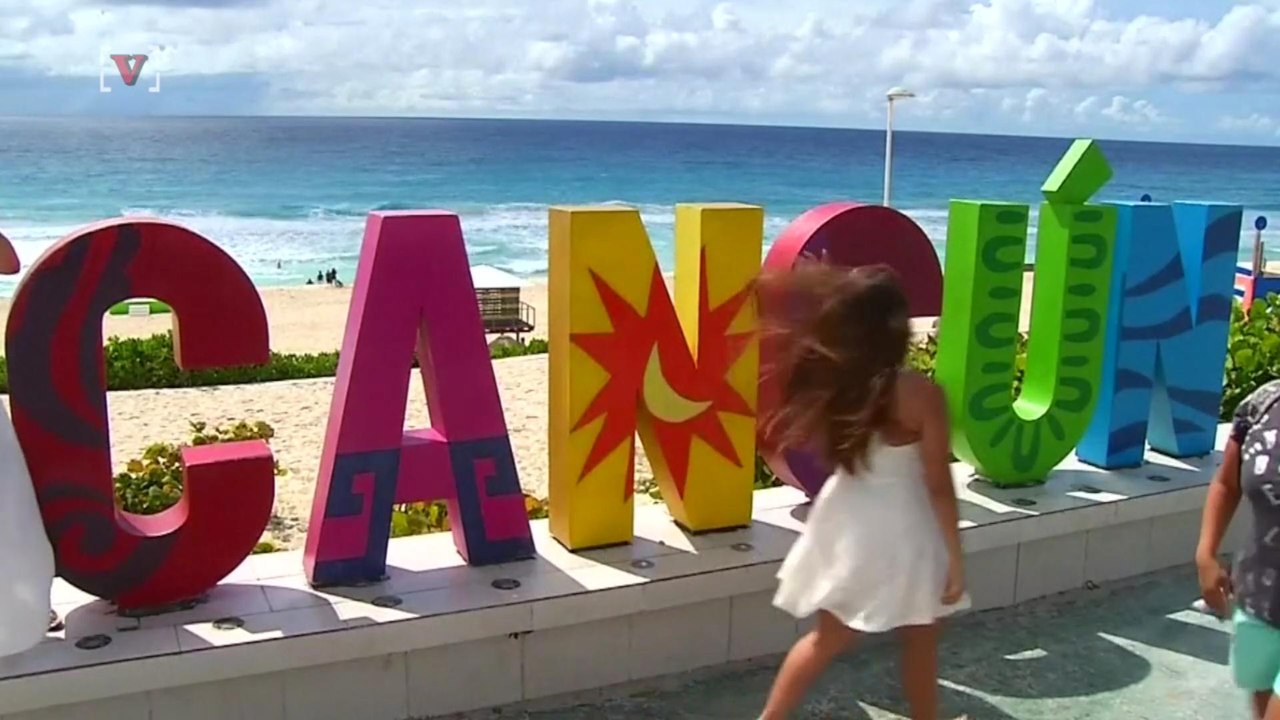 Mexican Authorities Seize 10,000 Gallons of Illicit Alcohol in Crackdown at Resorts