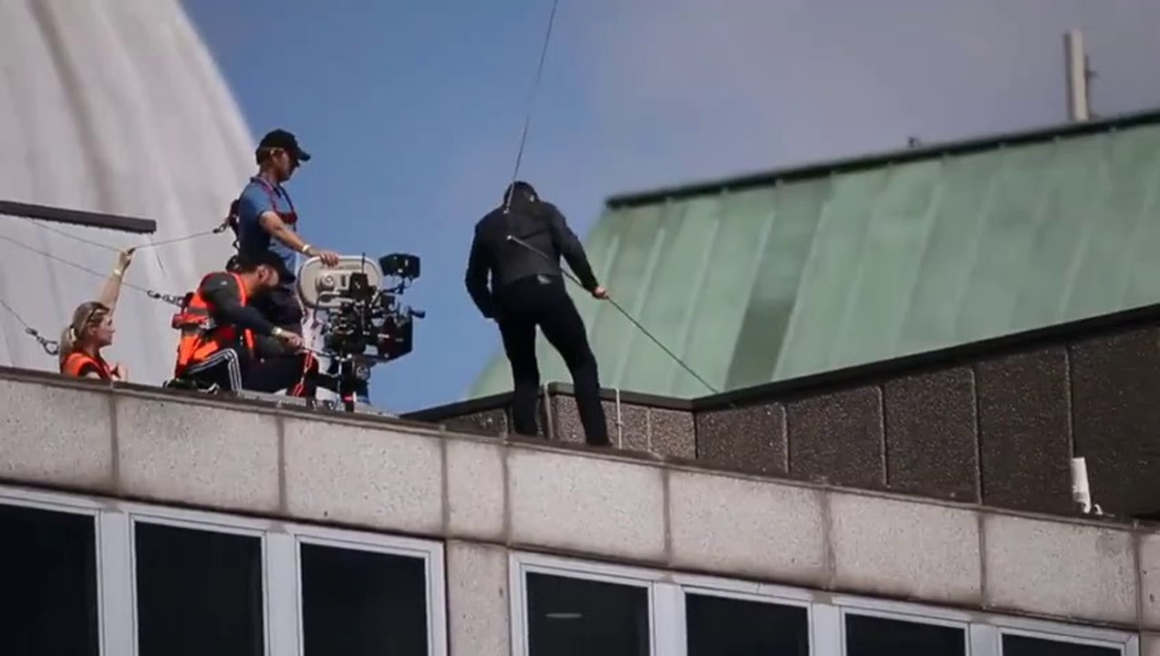 L'accident de Tom Cruise lors d'une cascade pendant le tournage de 'Mission Impossible 6' !