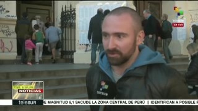 La alta participación de electores marca comicios primarios argentinos