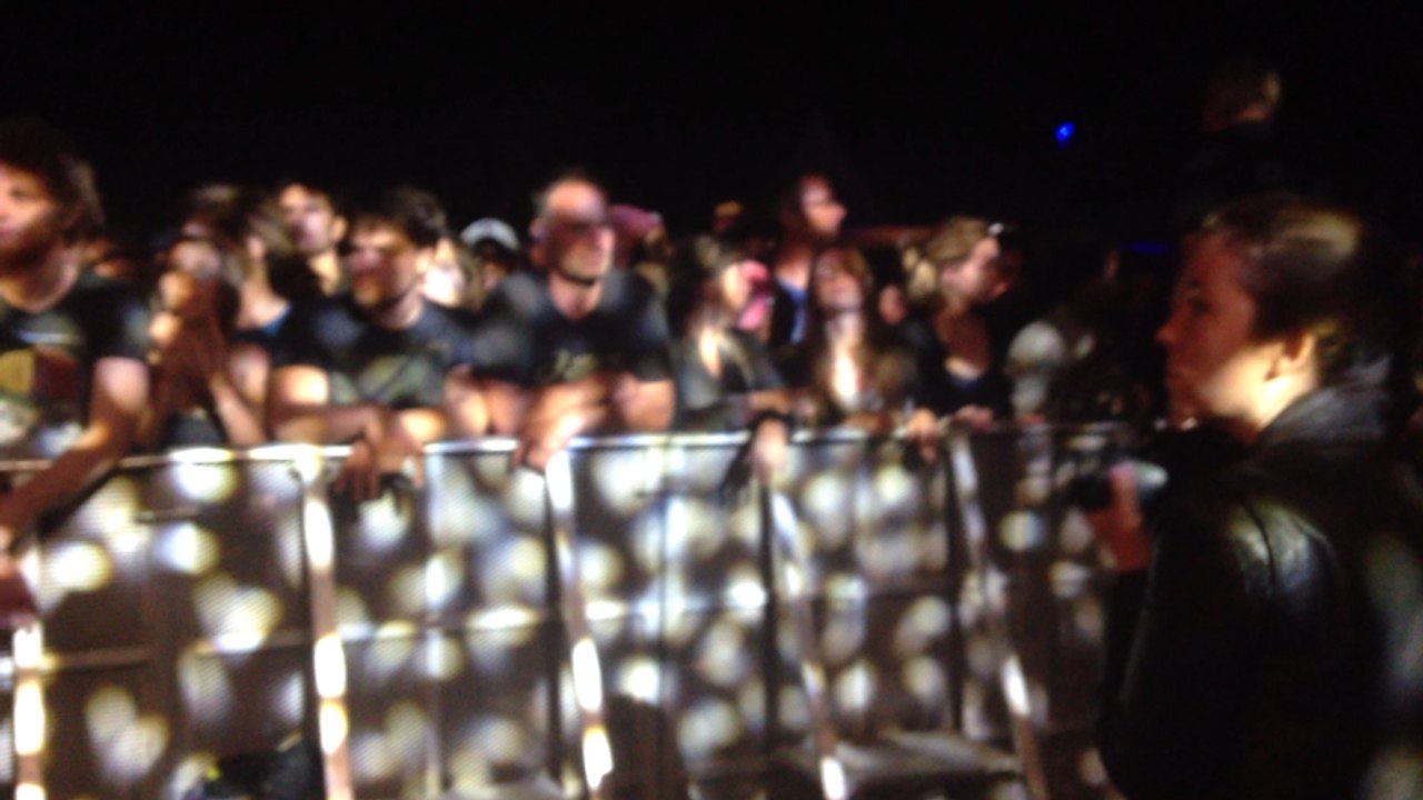 Chronixx devant une foule électrique à No Logo