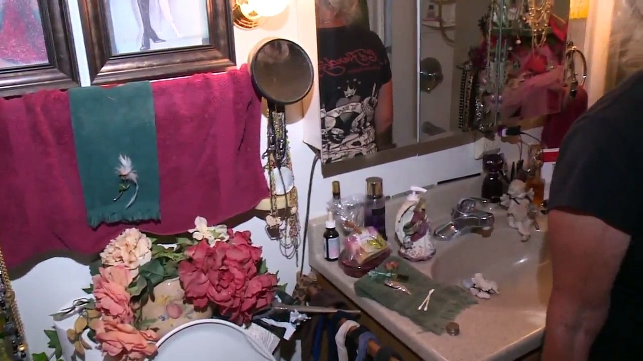 California Woman Walks in on Intruder Showering in Her Home