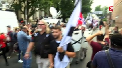 Sous la pression, Trump condamne les actes racistes des mouvements suprémacistes blancs