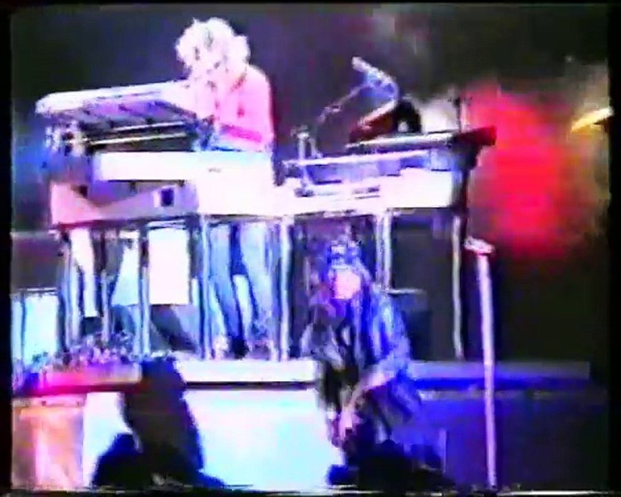 Bon Jovi - I'll sleep when I'm dead (live) - 04-09-1993 (480p_25fps_H264-128kbit_AAC)