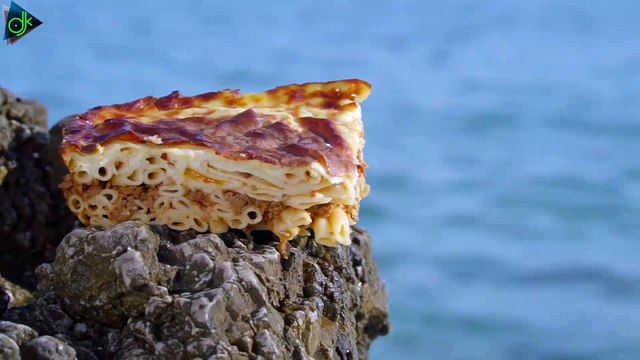 So Tiri - Θες Παστίτσιο [Despacito Greek Parody] (Official Music Video)