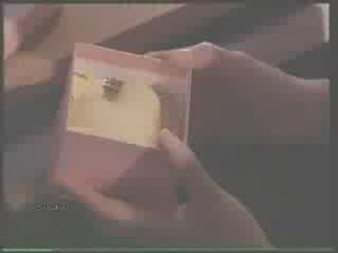 AOM AND MOS-Pid mai tee chan mai glp pai ruk tur