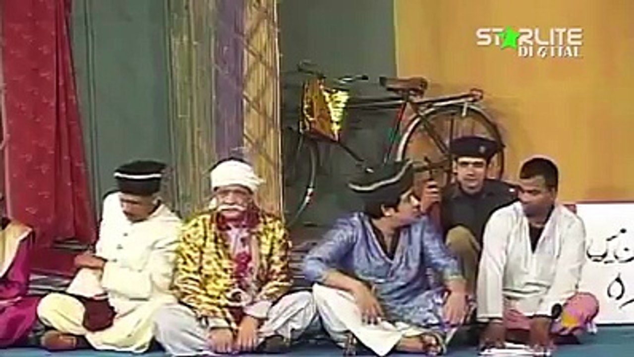 Mushaaaira Stage Drama chaudari haneef da kukar