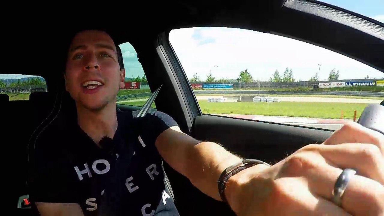 Powerful: Seat Leon Cupra ST | DW English