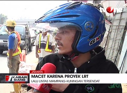Proyek LRT Sebabkan Lalu Lintas Mampang-Kuningan Macet Parah