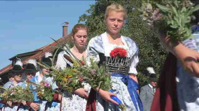 Baviera celebra con música y trajes tradicionales el Día de la Asunción de la Virgen